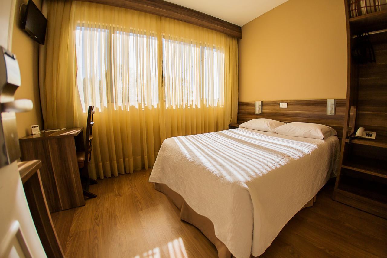 Hotel Campo Largo Comfort Luaran gambar